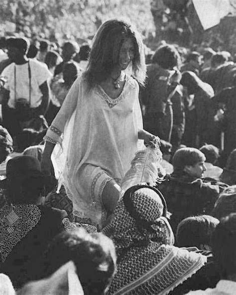 Woodstock 1969 nude hippie girl